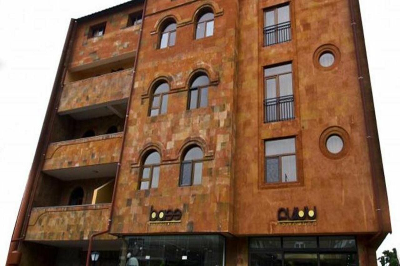 Bass Boutique Hotel Yerevan Exterior photo